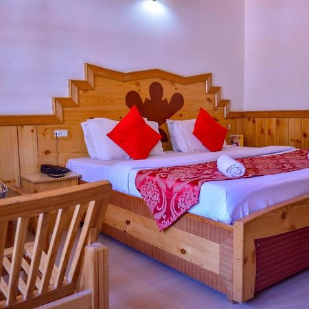 Tourist Nest Old Manali Hotel Buitenkant foto