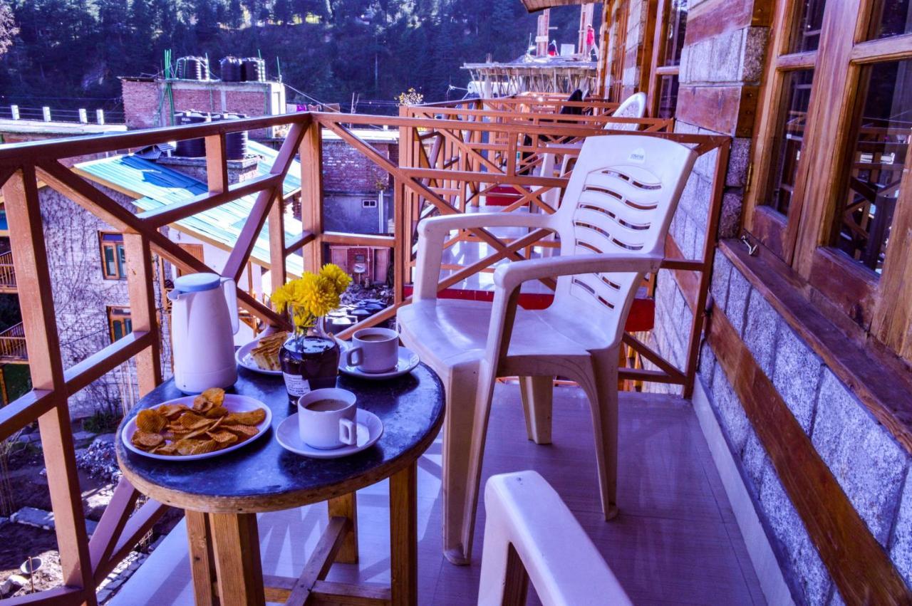 Tourist Nest Old Manali Hotel Buitenkant foto