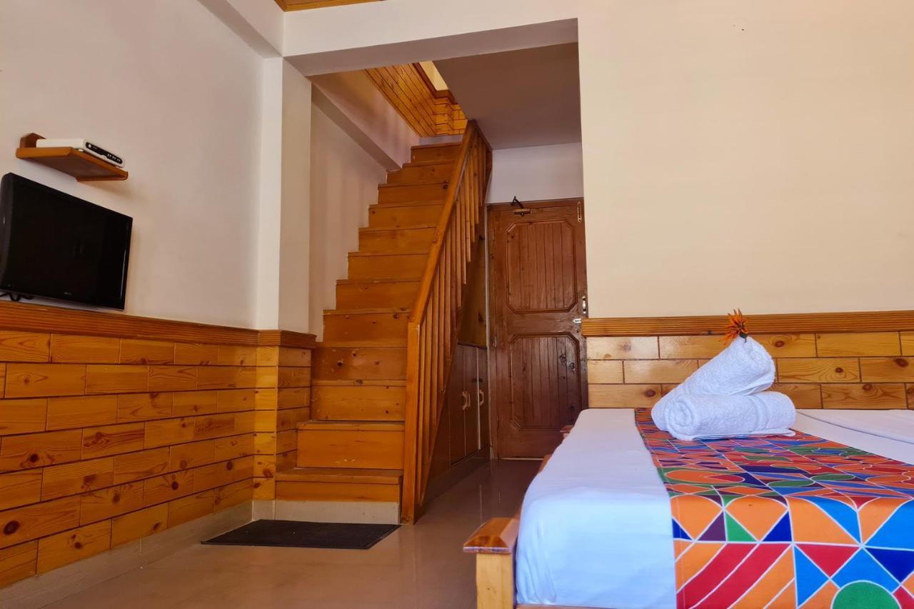Tourist Nest Old Manali Hotel Buitenkant foto
