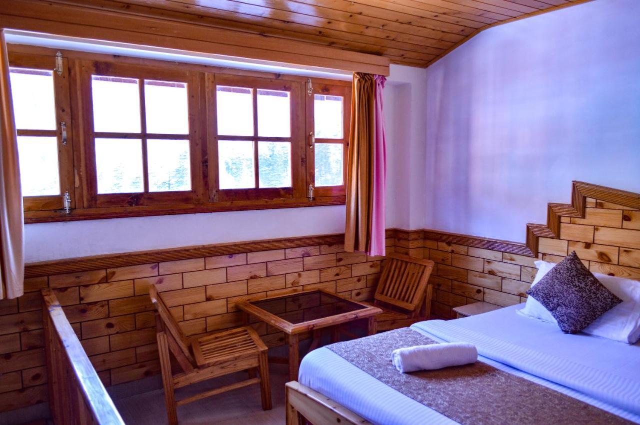 Tourist Nest Old Manali Hotel Buitenkant foto