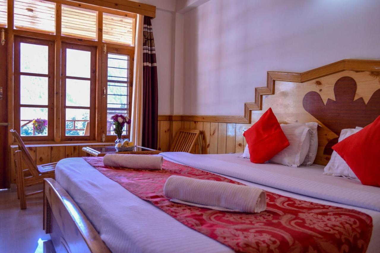 Tourist Nest Old Manali Hotel Buitenkant foto